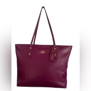 COACH BEAUTIFUL TOTE.